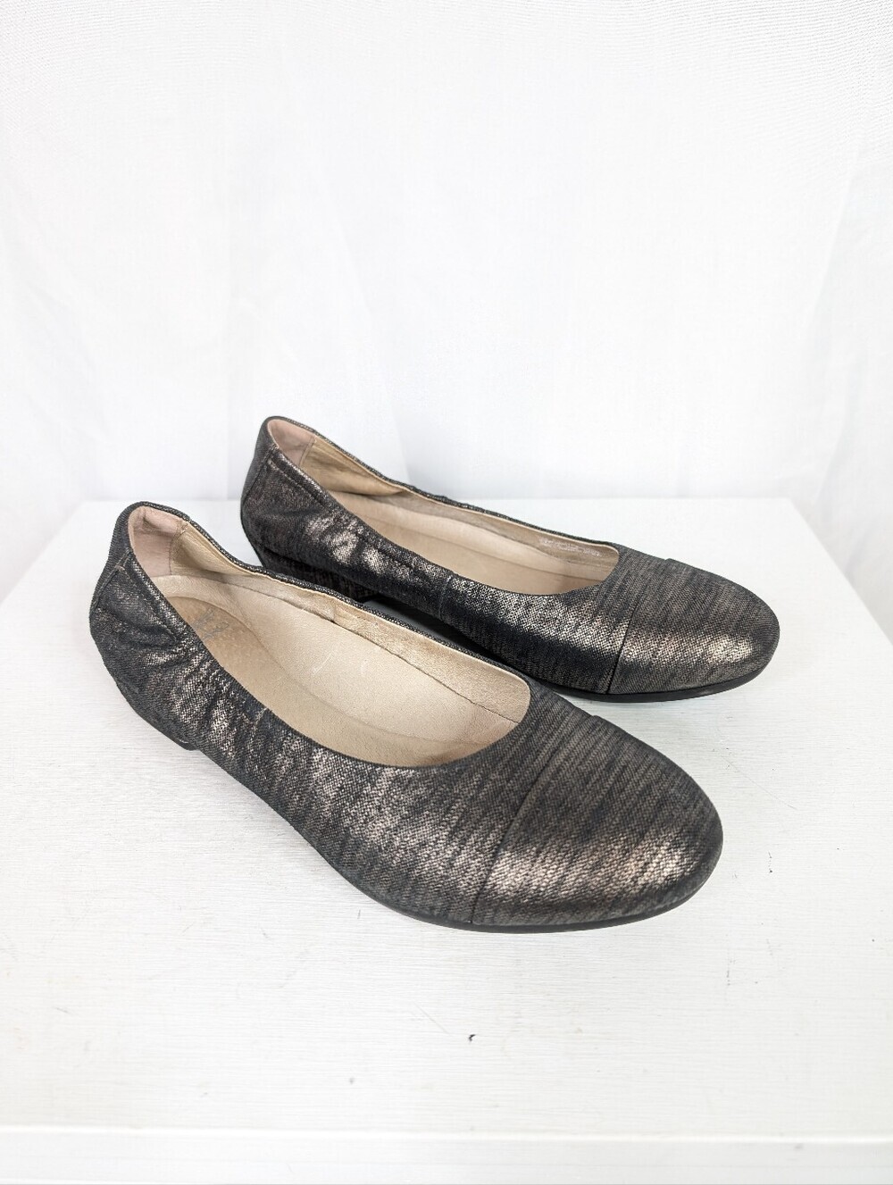 Dansko Lisanne Pewter Leather Ballerina Flats - Size 11